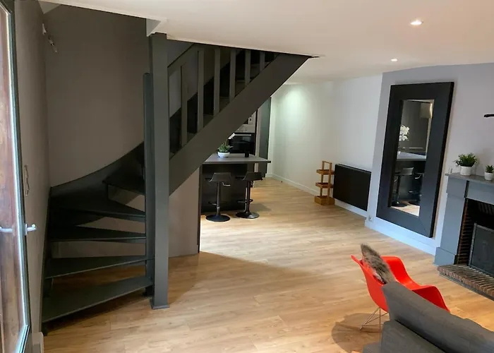La Grande Suite Duplex- Rue Vasselot - Calme - Standing Five