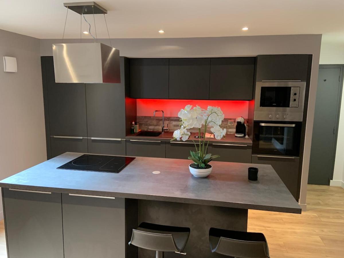La Grande Duplex- Rue Vasselot - Calme - Standing Five Apartment