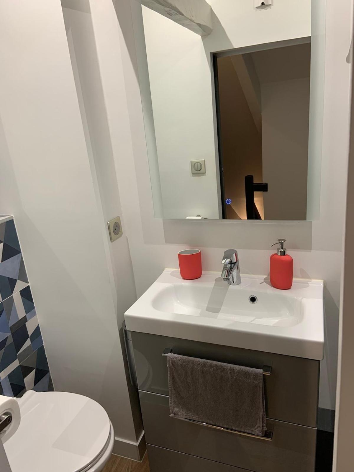 Apartment La Grande Duplex- Rue Vasselot - Calme - Standing Five